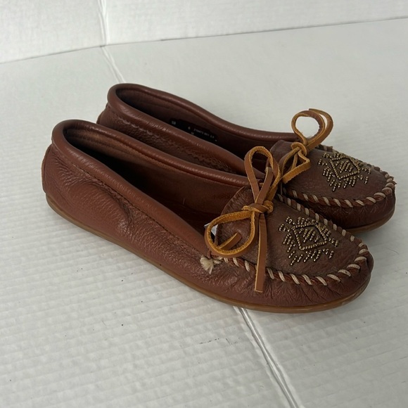 Minnetonka‎ Womens Deerskin Beaded Moc Sz 6 > - Picture 1 of 6